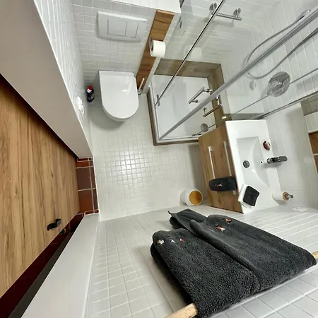 Theresia Apartman *